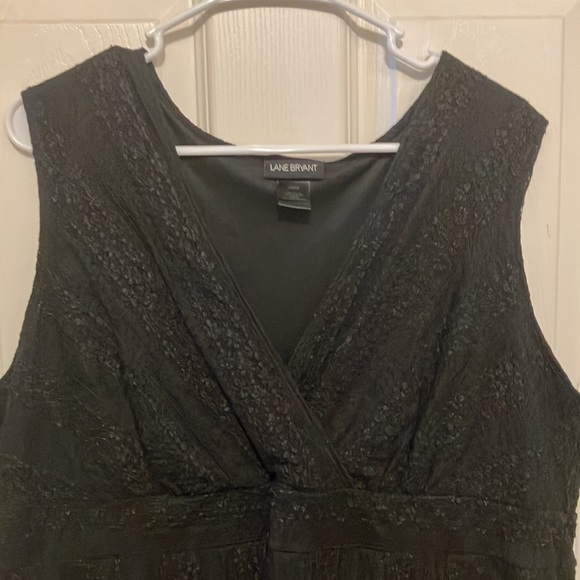 Beautiful Plus Size, Black Sleeveless top by Lane Bryant🖤 - Picture 4 of 5